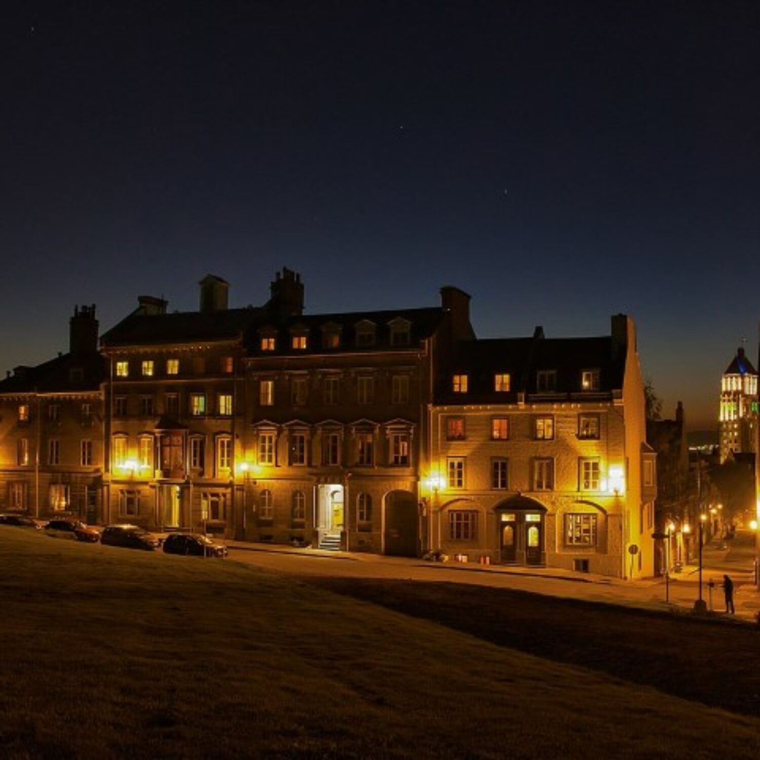 Av Saint Denis Quebec 1